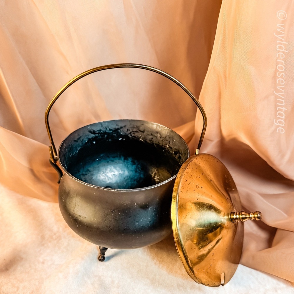 Smudge Pot Cauldron - Picture 2 of 6